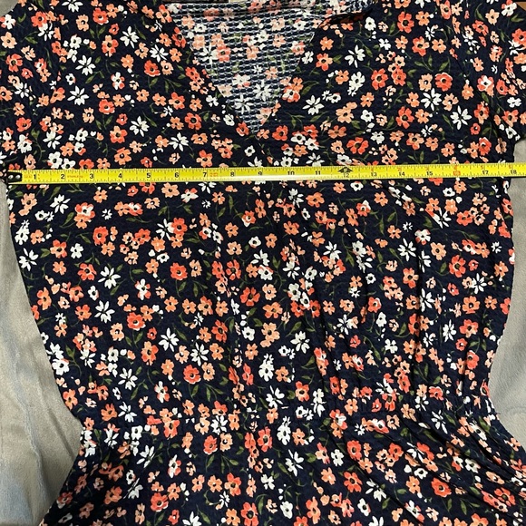 🍂 Michael Kors Wrap Peplum Knit Top - Picture 7 of 12